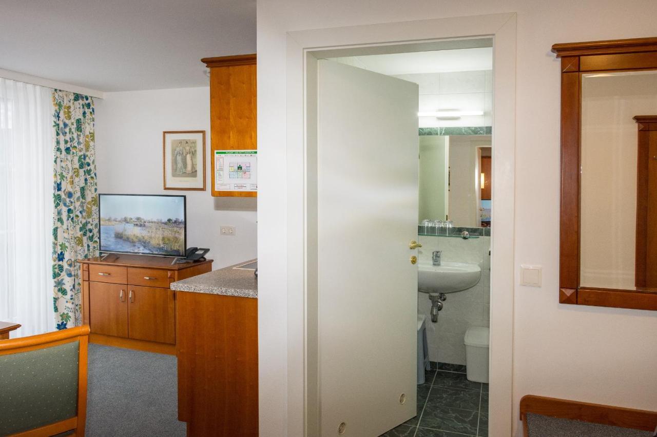 Landhotel Post Ebensee Am Traunsee ***S Exterior photo