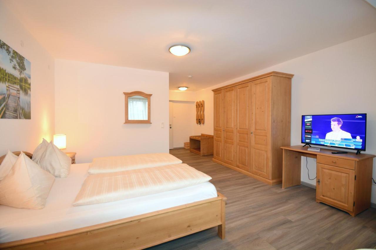 Landhotel Post Ebensee Am Traunsee ***S Exterior photo