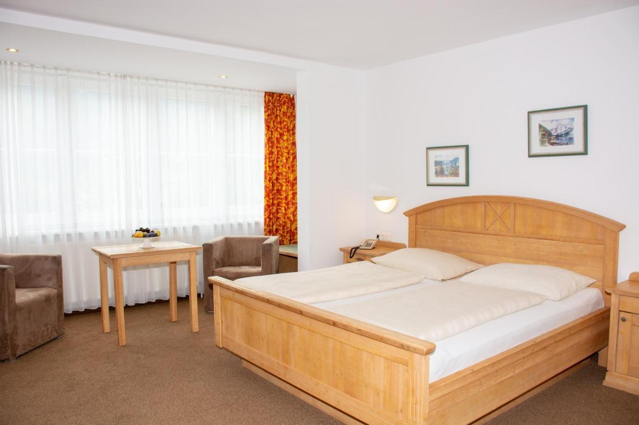 Landhotel Post Ebensee Am Traunsee ***S Exterior photo